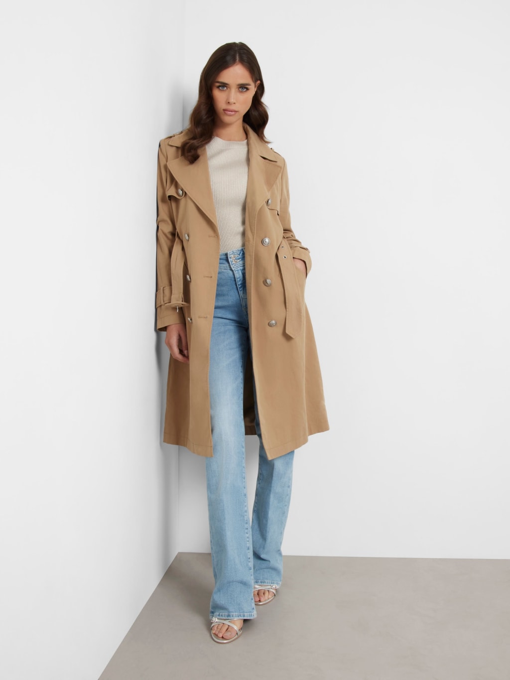 ECOMM-W4YL13WGAI0-F11M-ALT1